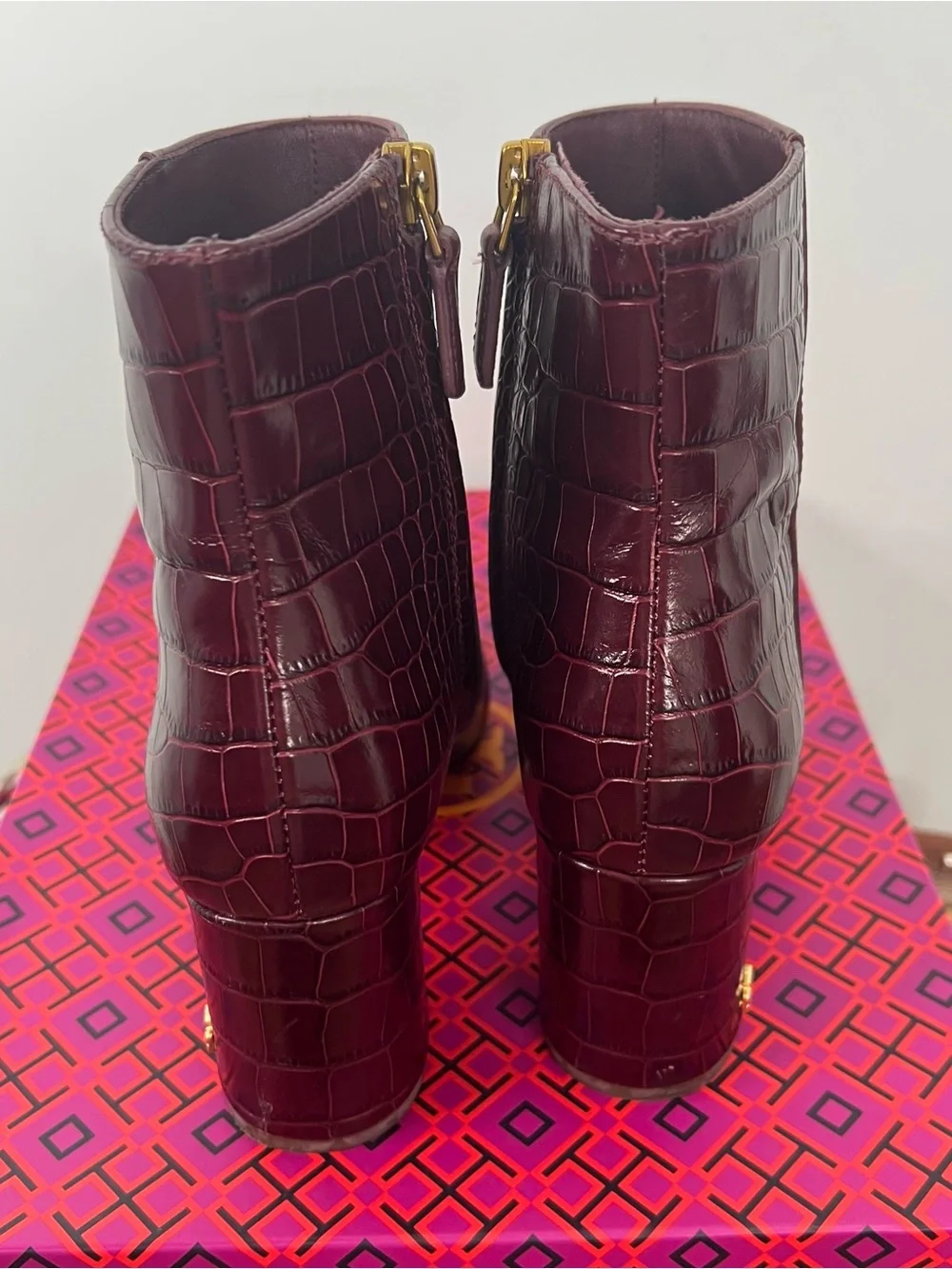 Tory Burch Brooke 70mm Croc Emboss Leather Booties Claret Burgundy 6M